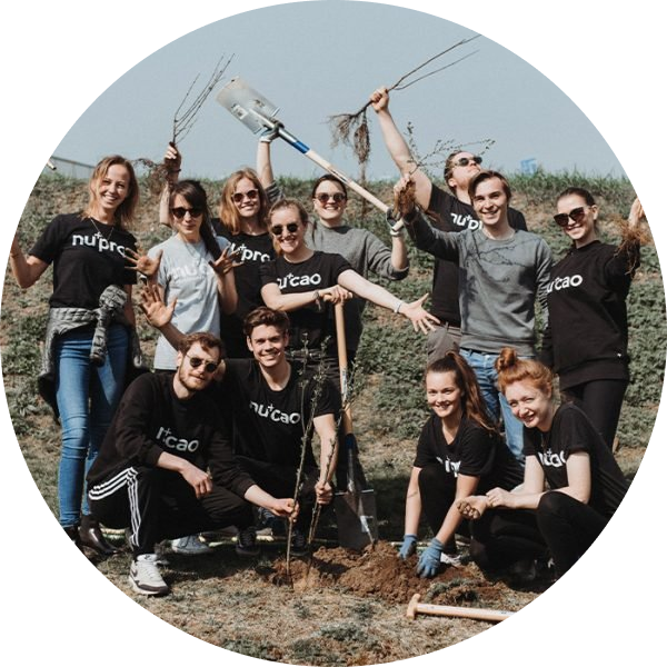 job bei the nu company gesucht? - let's grow together - werde Teil der Mission 1 Milliarde Bäume bis 2030 zu pflanzen. Schau dir die ausgeschriebenen Stellenanzeigen an.